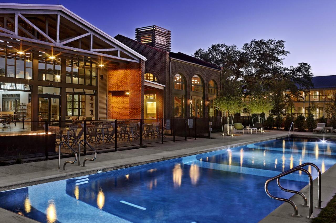 Cavalry Court, By Valencia Hotel Collection College Station Exterior foto